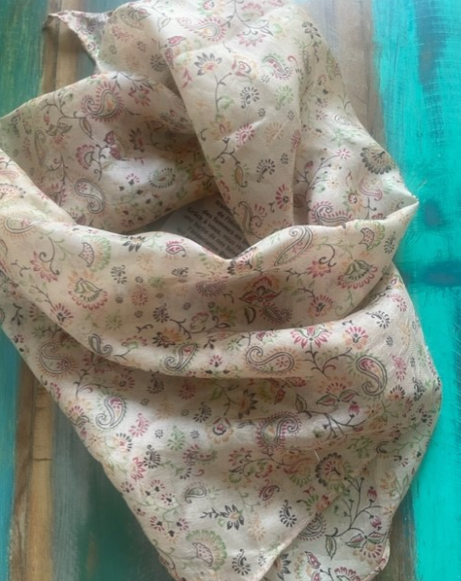 Bandana diamant Stella losange numéro 06