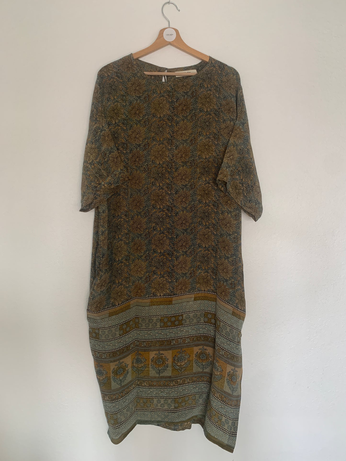 Robe Celia à manches courtes, robe housse numéro 11