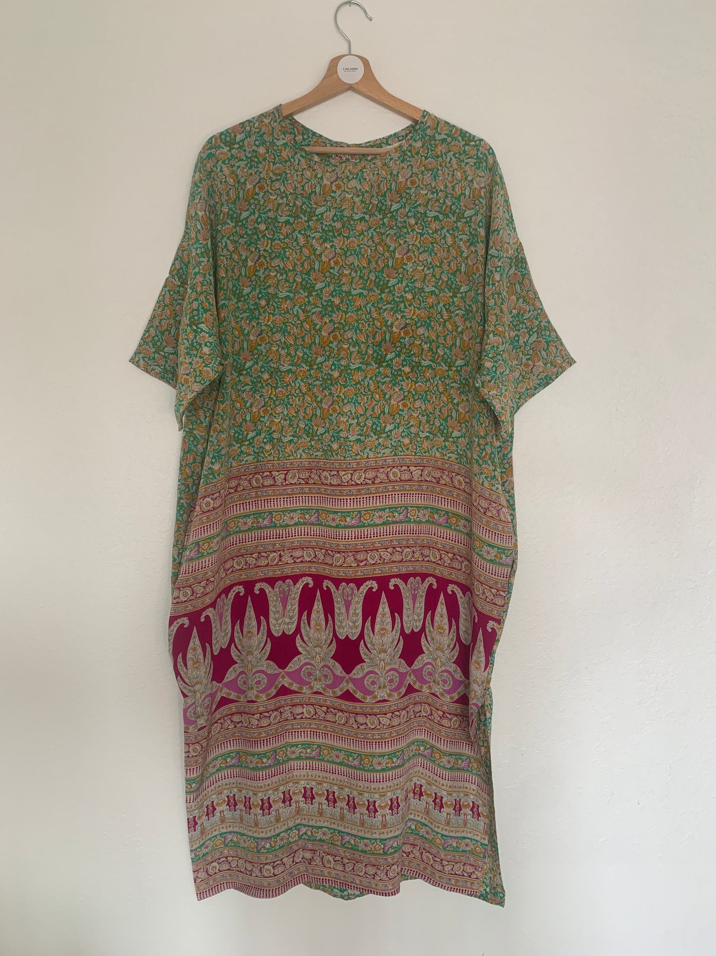 Robe Celia à manches courtes, robe housse numéro 22