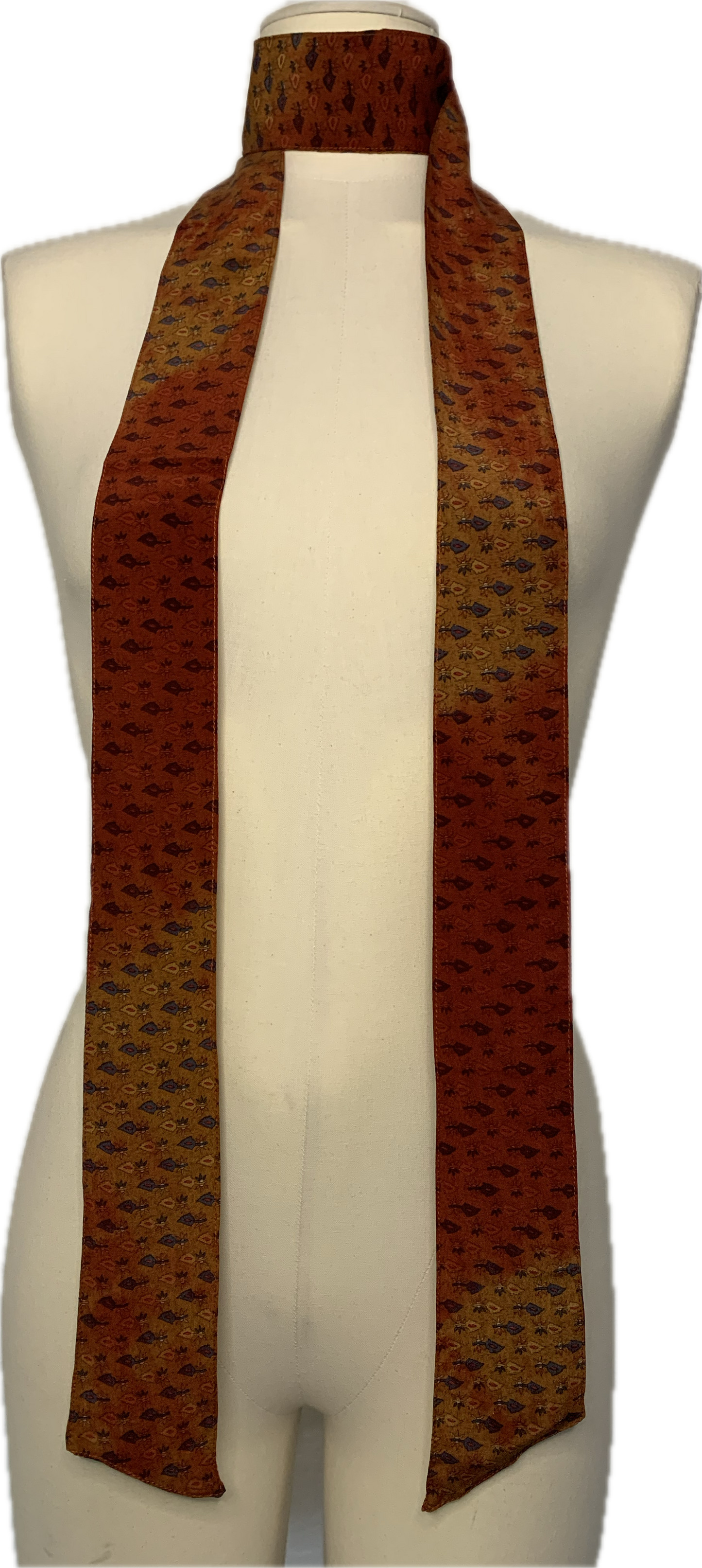 Cravate longue en crêpe de soie Johan numéro 13