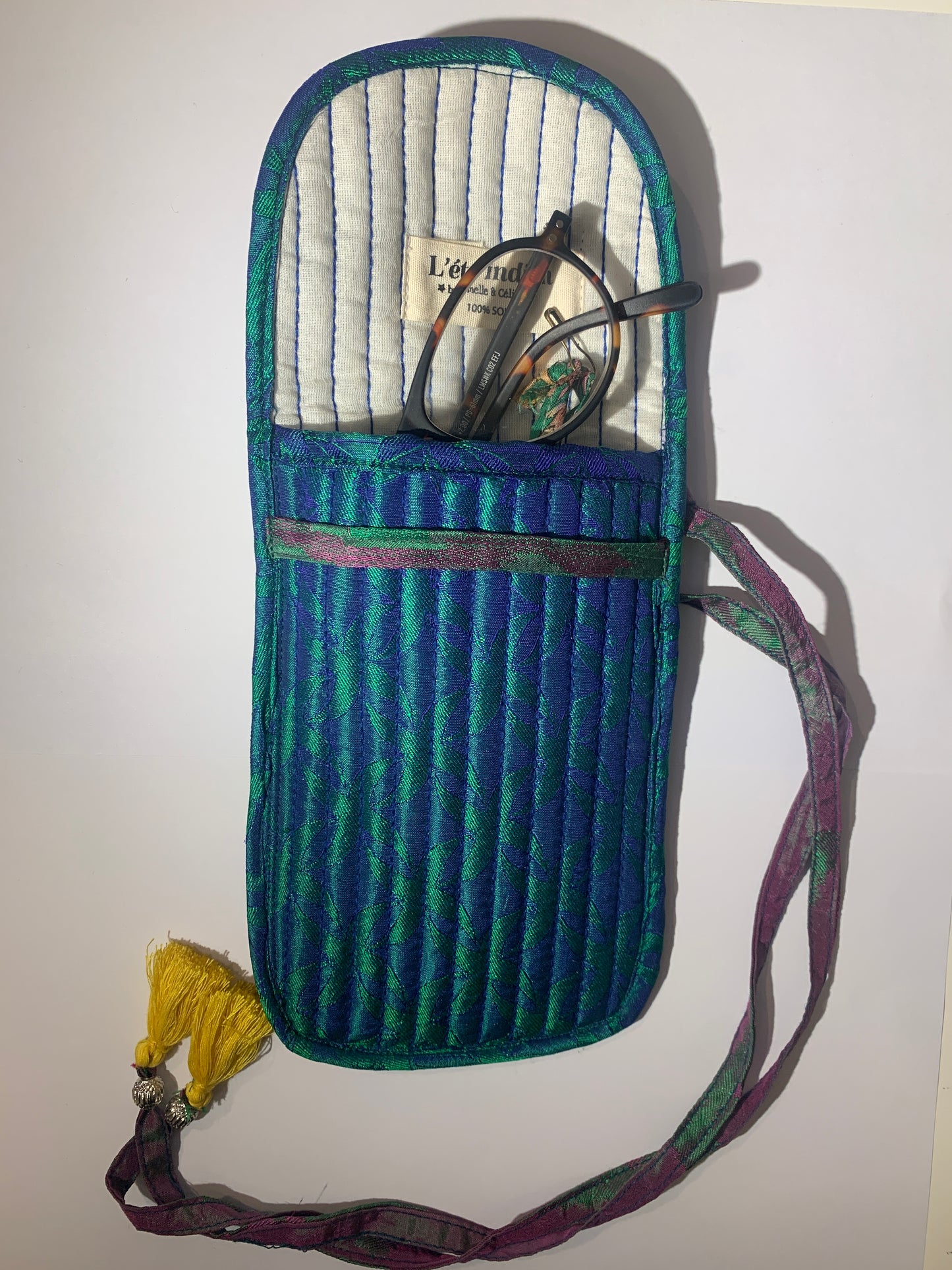 Etui à lunettes ou pour téléphone Paka numéro 1