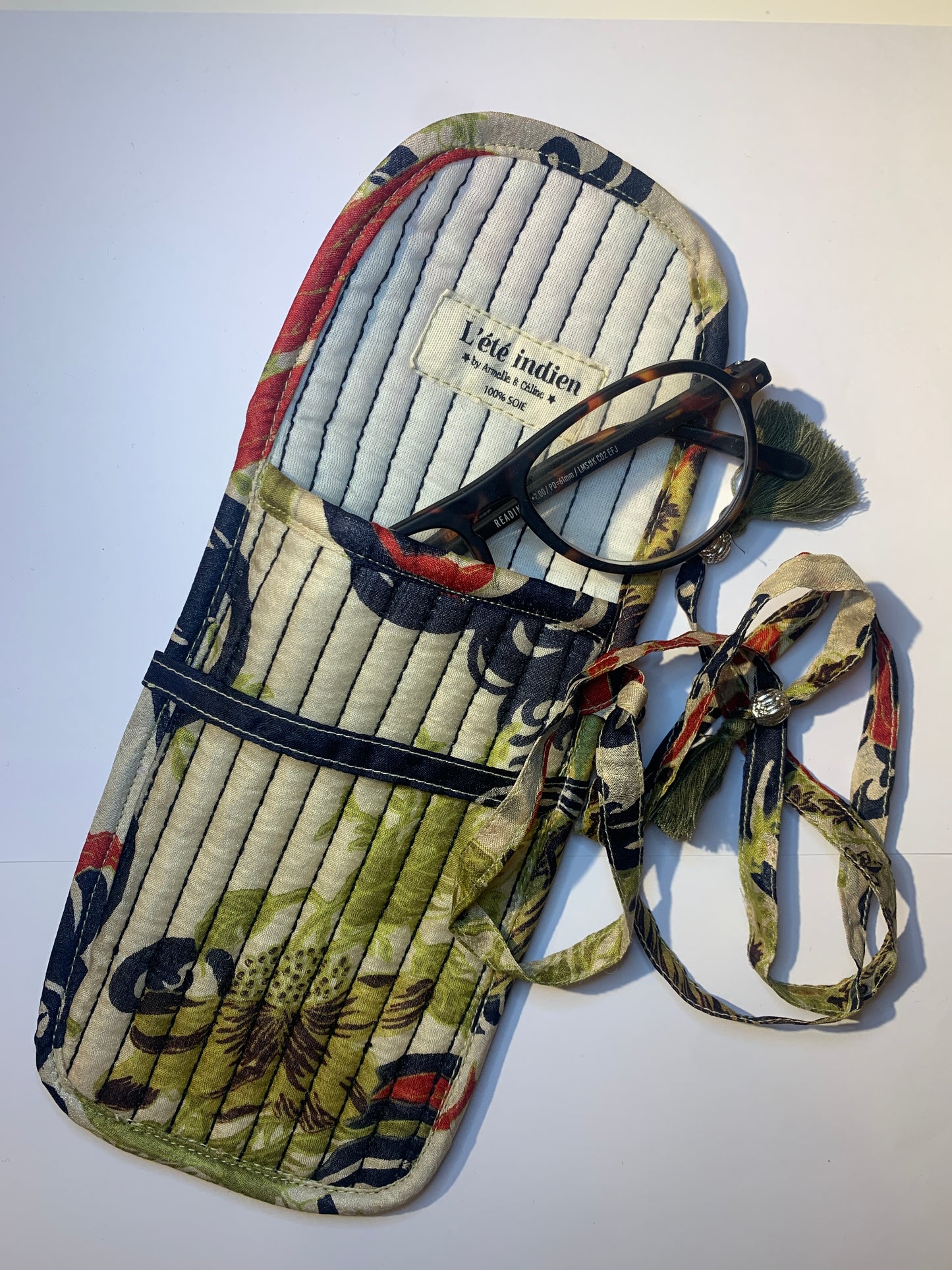 Etui à lunettes ou pour téléphone Paka numéro 3