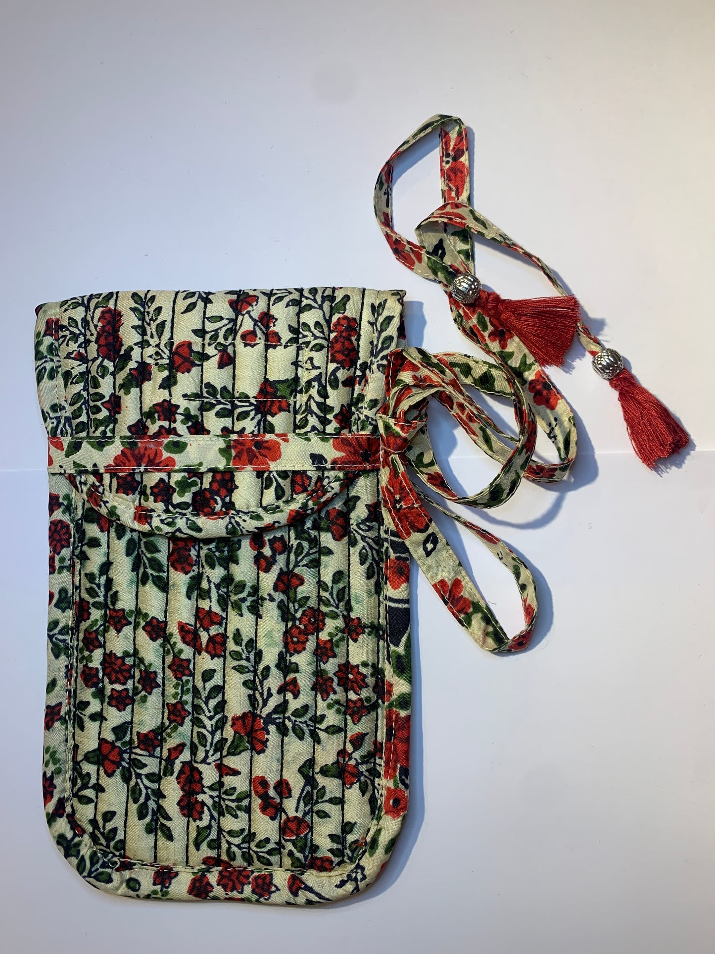 Etui à lunettes ou pour téléphone Paka numéro 4