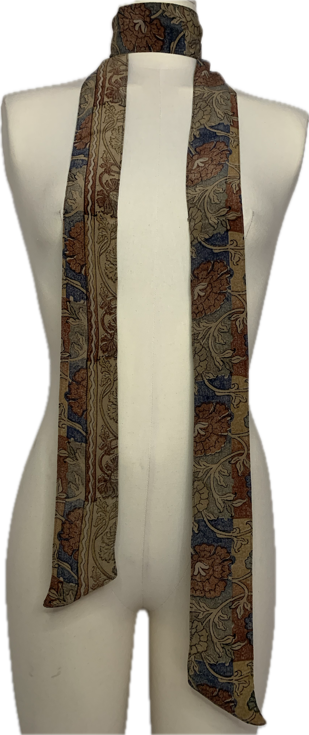 Cravate longue en crêpe de soie Johan numéro 14